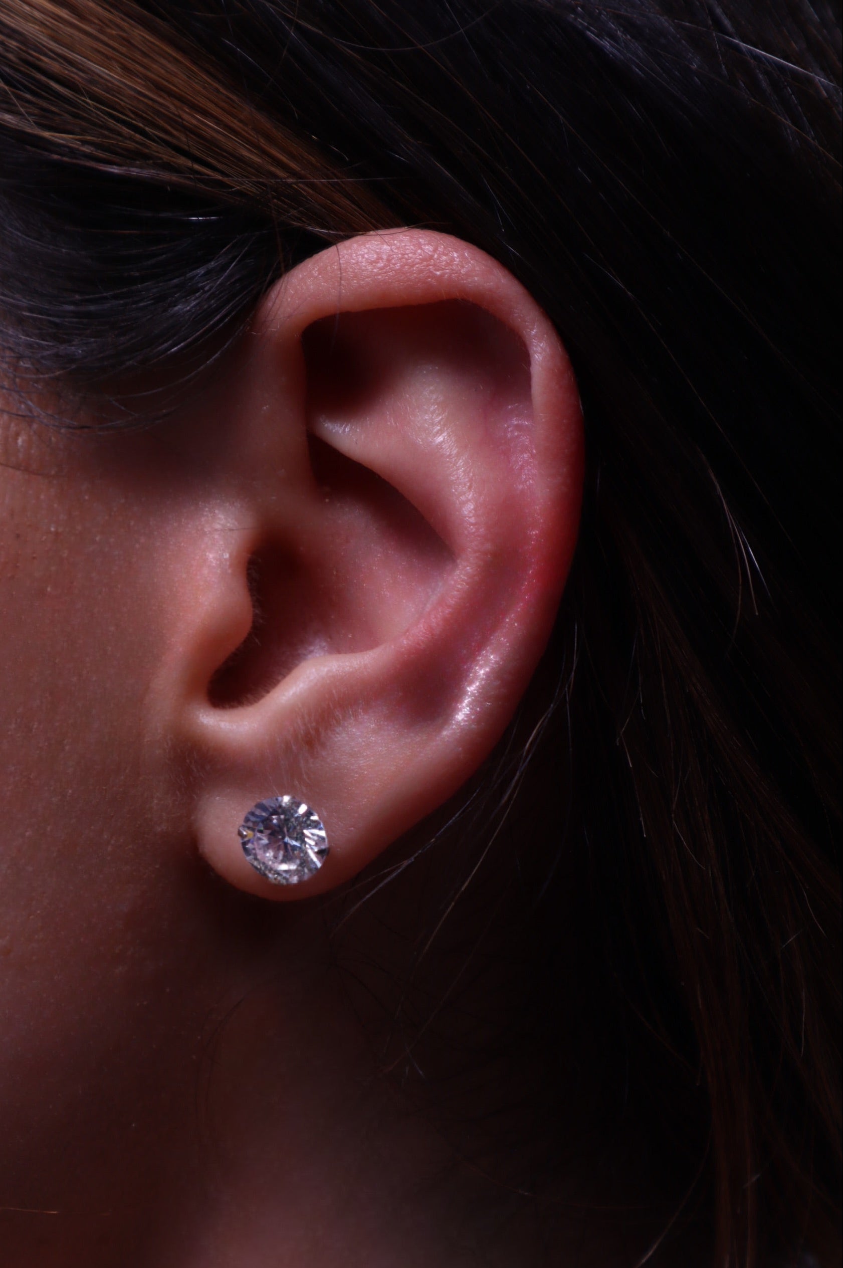 THE EVERYDAY MOISSANITE STUD EARRINGS